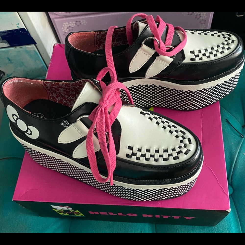 TUK creepers hello kitty mondo sole rare collectors